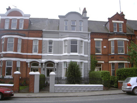 18 Stapleton Place,  TOWNPARKS (Upper Dundalk By.), Dundalk,  Co. LOUTH