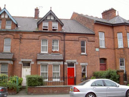 3 The Crescent,  TOWNPARKS (Upper Dundalk By.), Dundalk,  Co. LOUTH