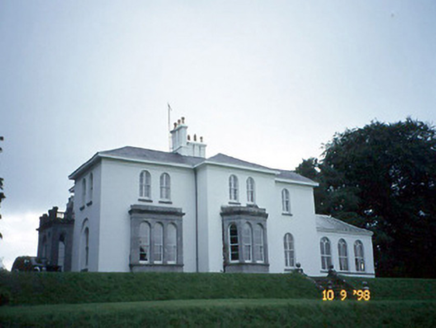 Coolclogher House, Mill Road,  COOLCLOGHER, Killarney,  Co. KERRY