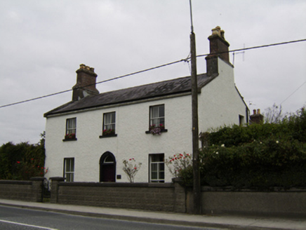 Ivy Lodge, River Street,  TOWNPARKS (MOYCARN BY), Ballinasloe,  Co. GALWAY