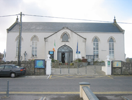 Ionad Teampeall Chróine, Bóthar an tSéipéil [Chapel Road],  DUNGLOW, An Clochán Liath [Dunglow],  Co. DONEGAL