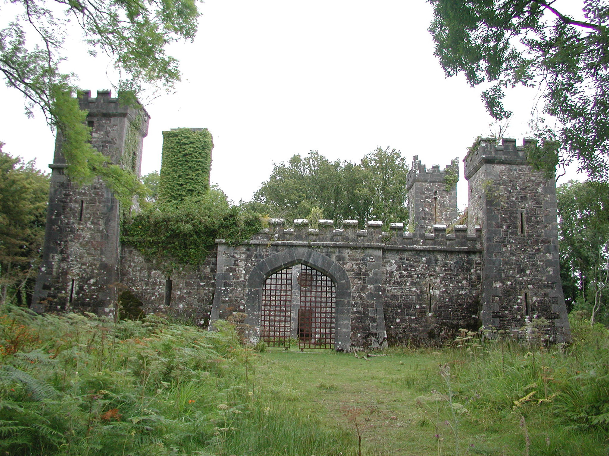 Cloontykilla Castle, ROCKINGHAM DEMESNE (BOYLE BY. ROCK.E.D.), Buildings of Ireland