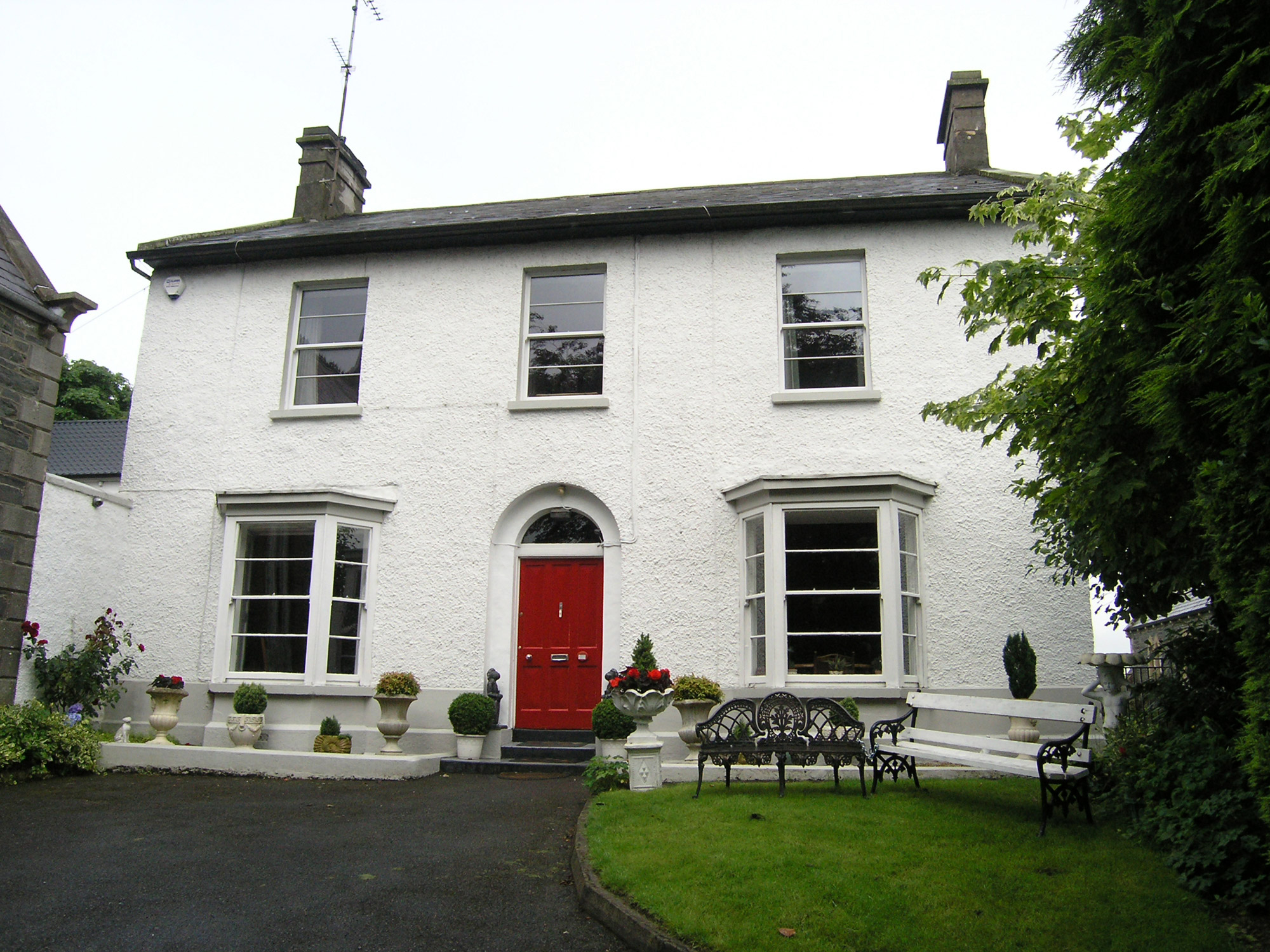 Manse B&B, Bridge Street, MUNNILLY, Cootehill, County Cavan Buildings