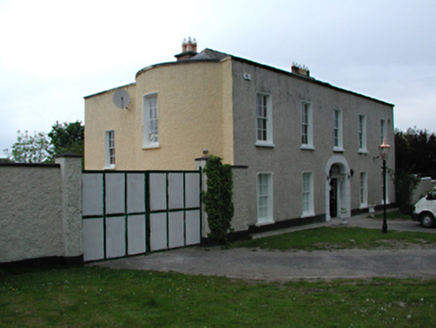 Idrone, Idrone Avenue, KNOCKLYON, DUBLIN - Buildings of Ireland