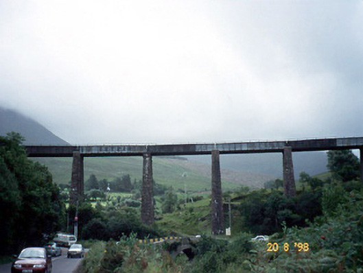 Gleensk Viaduct, GLEENSK, KERRY - Buildings of Ireland